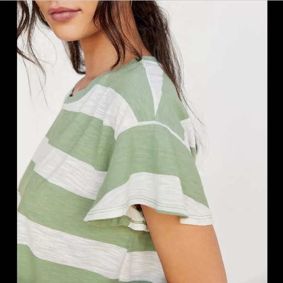 ANTHROPOLOGIE T.La WHITE GREEN STRIPED FLUTTER SLEEVE MONIKA TEE TOP - Picture 3 of 3